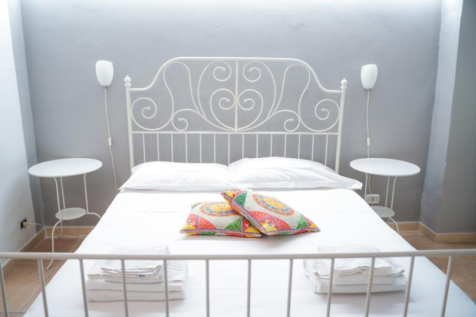 Vibes Bed & Breakfast